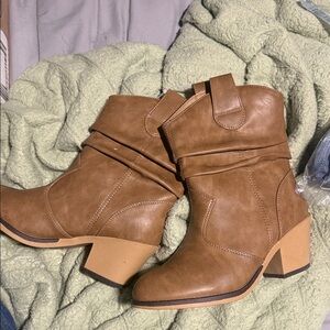 Classic Tan Slouchy Mid-Heel Ankle Booties